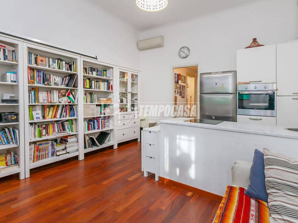 appartamento in vendita a Milano in zona Dergano