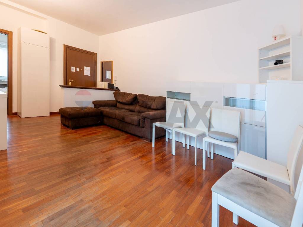 appartamento in vendita a Milano in zona Città Studi
