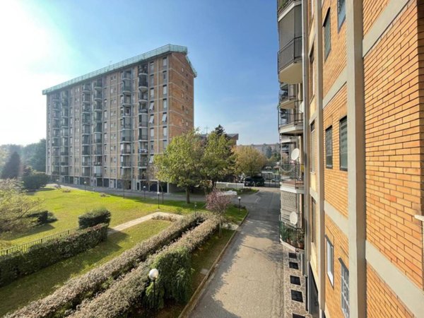 appartamento in vendita a Milano in zona San Siro