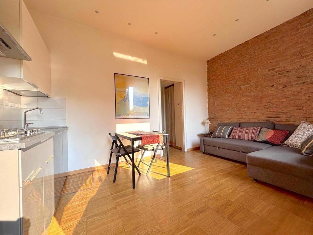 appartamento in vendita a Milano in zona Porta Genova
