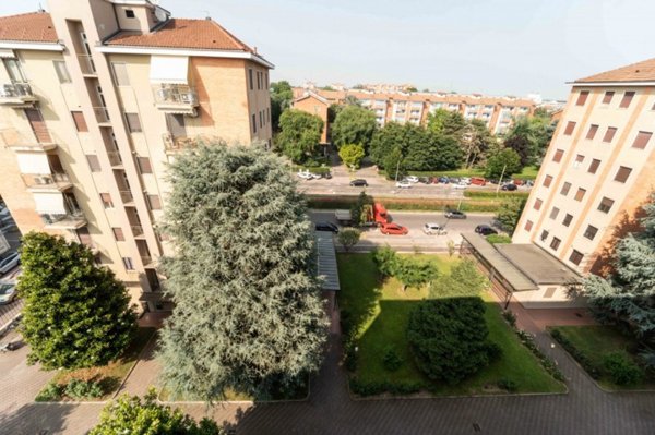 appartamento in vendita a Milano in zona Forlanini