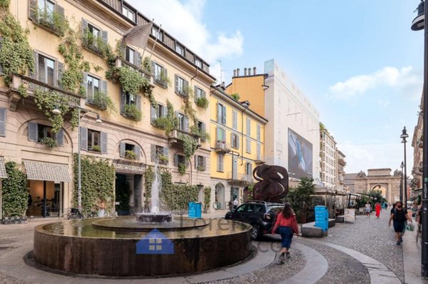 appartamento in vendita a Milano in zona Porta Garibaldi