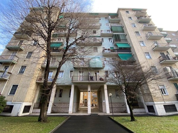 appartamento in vendita a Milano in zona Affori