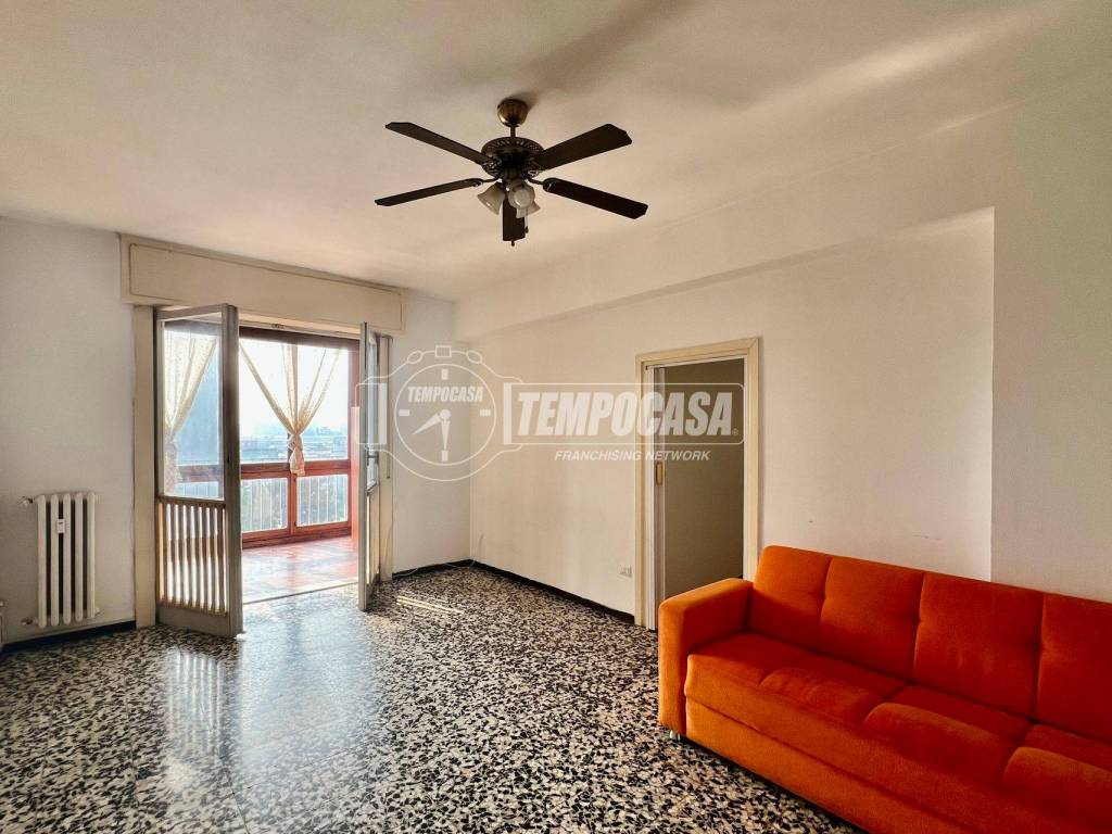 appartamento in vendita a Milano in zona Feltre