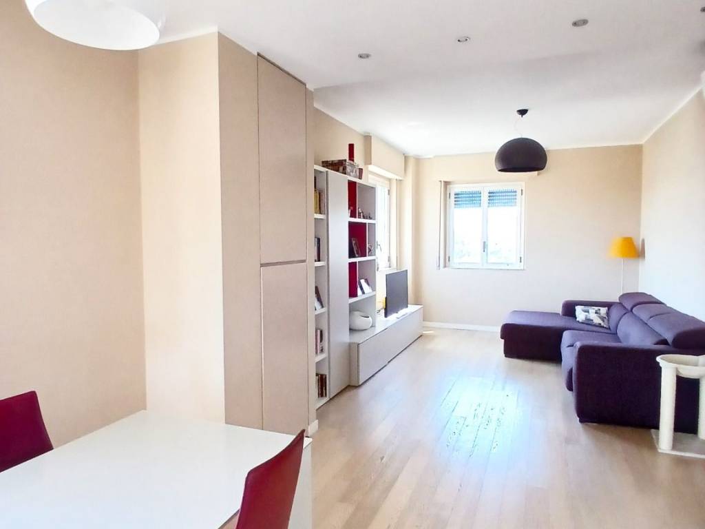 appartamento in vendita a Milano in zona Chiesa Rossa