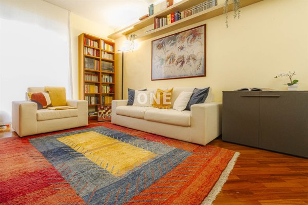 appartamento in vendita a Milano in zona Città Studi