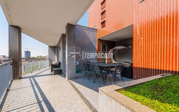 appartamento in vendita a Milano in zona Piazzale Lodi