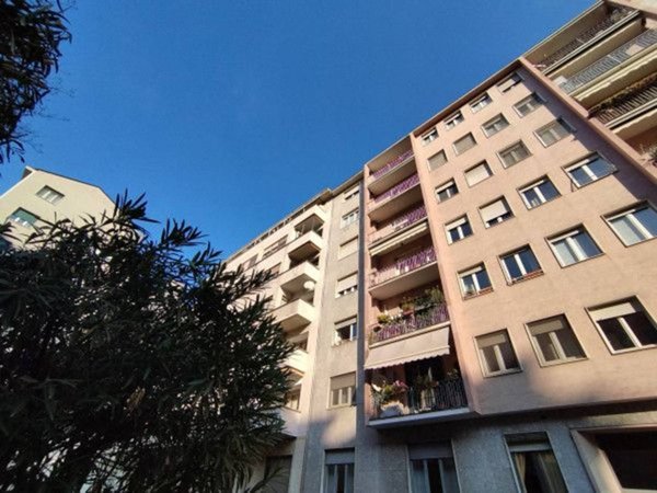 appartamento in vendita a Milano in zona Loreto