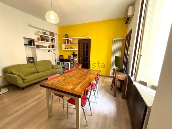 appartamento in vendita a Milano in zona Isola