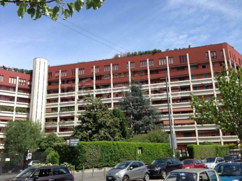 appartamento in vendita a Milano in zona Piazzale Lodi