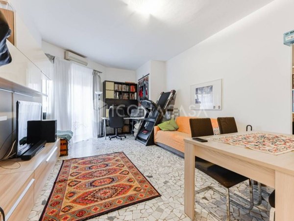 appartamento in vendita a Milano in zona Porta Vittoria