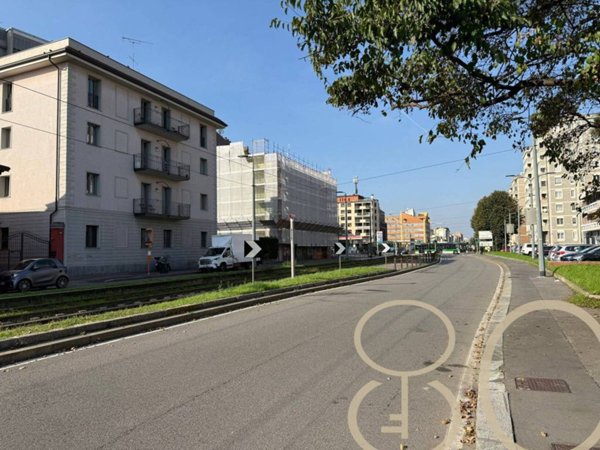 appartamento in vendita a Milano in zona Vigentino