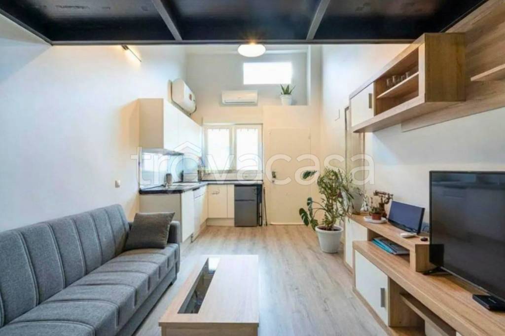 appartamento in vendita a Milano in zona Sempione