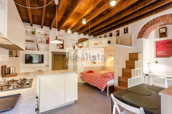 appartamento in vendita a Milano in zona Porta Romana