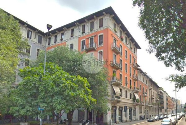 appartamento in vendita a Milano in zona Cinque Giornate