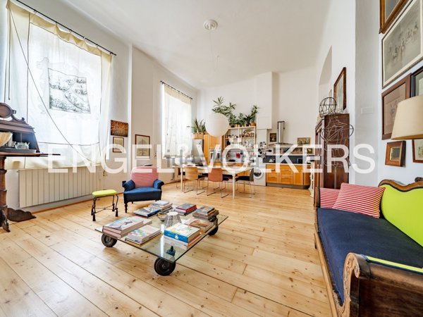 appartamento in vendita a Milano in zona Bocconi