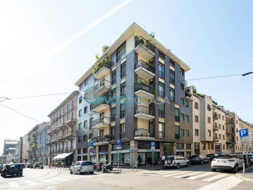 appartamento in vendita a Milano in zona Ponte Seveso