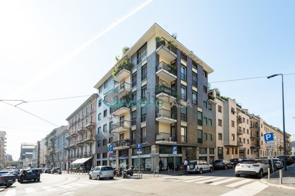 appartamento in vendita a Milano in zona Ponte Seveso