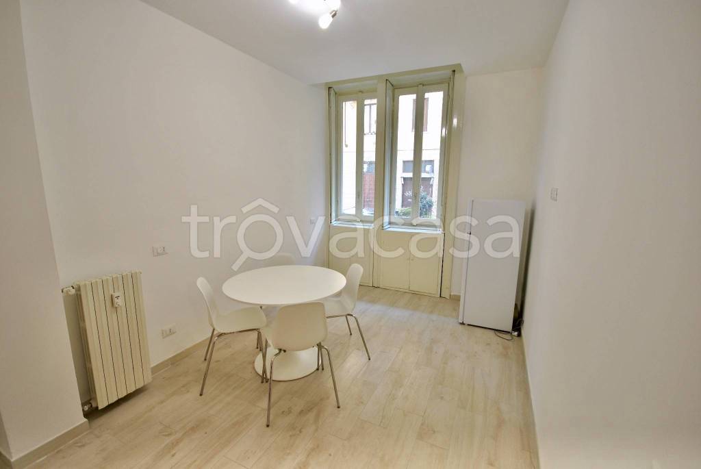 appartamento in vendita a Milano in zona XXII Marzo