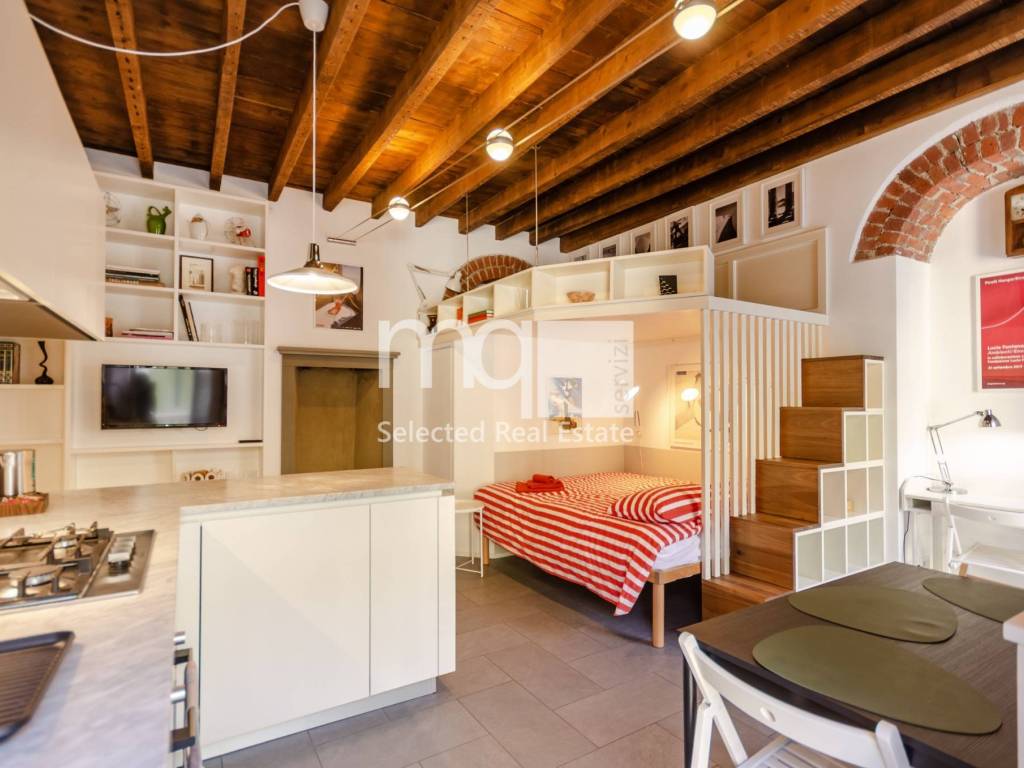 appartamento in vendita a Milano in zona Porta Romana