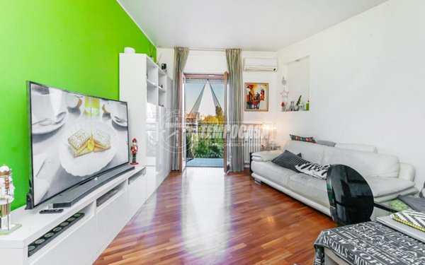 appartamento in vendita a Milano in zona Segnano