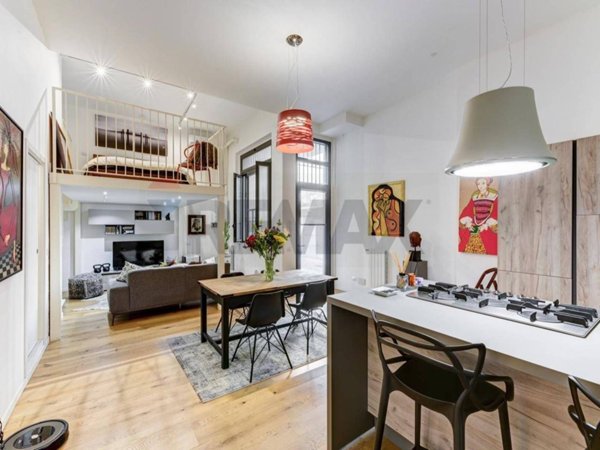 appartamento in vendita a Milano in zona Casoretto