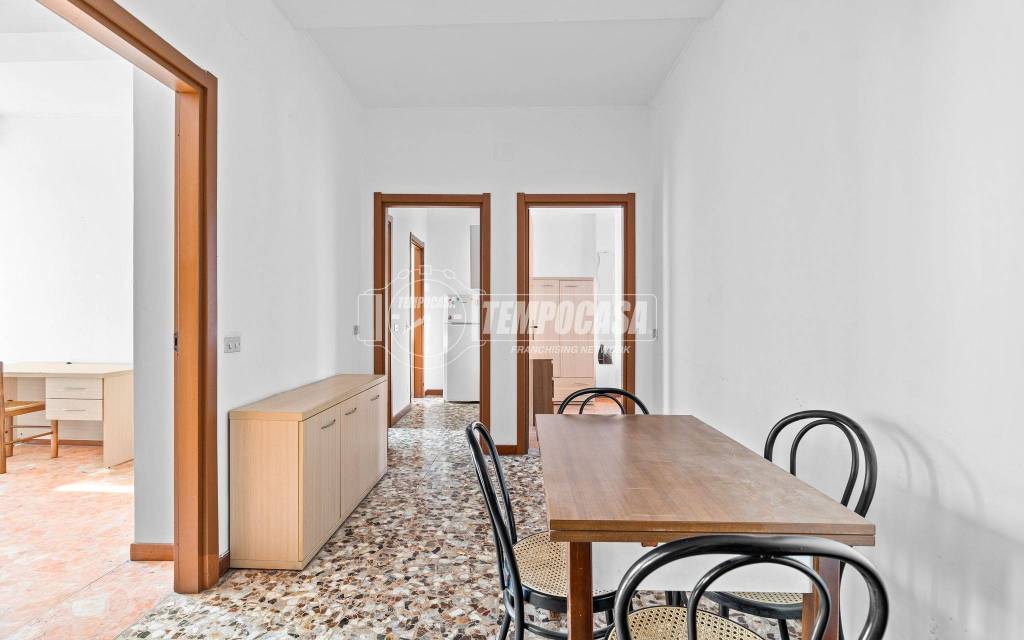 appartamento in vendita a Milano in zona Lambrate