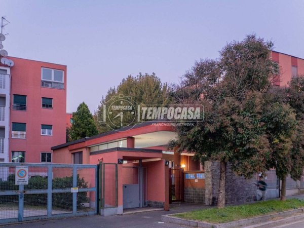 appartamento in vendita a Milano in zona Vialba