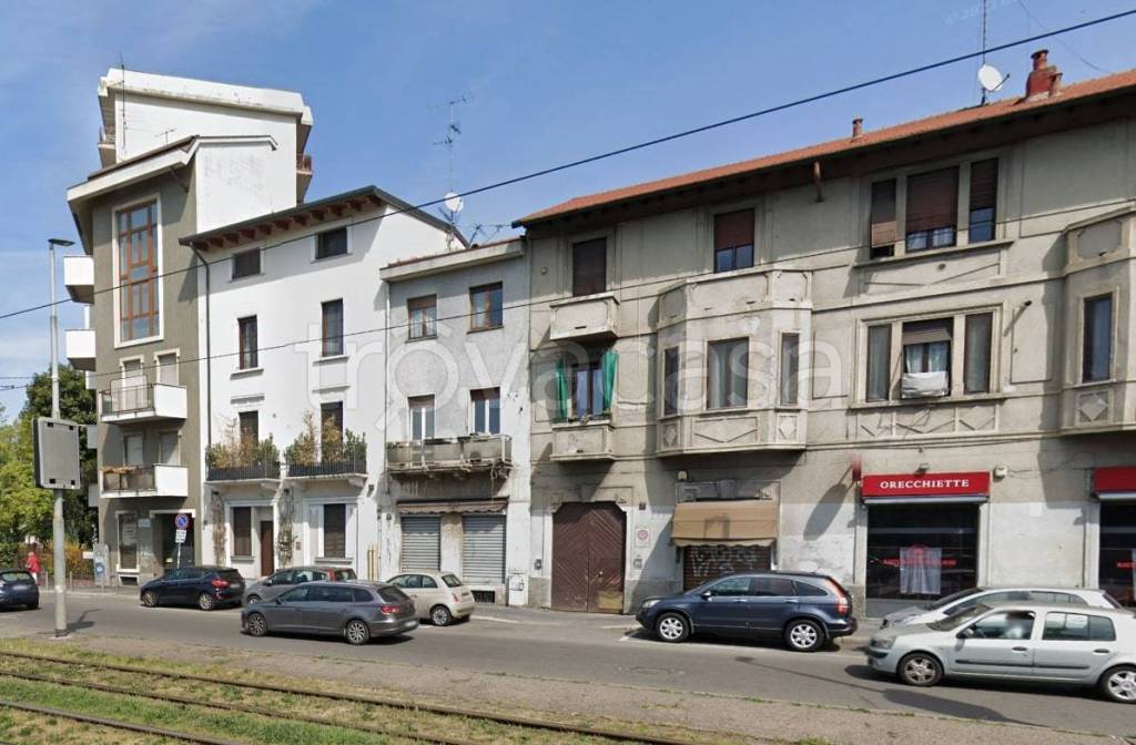 appartamento in vendita a Milano in zona Forlanini