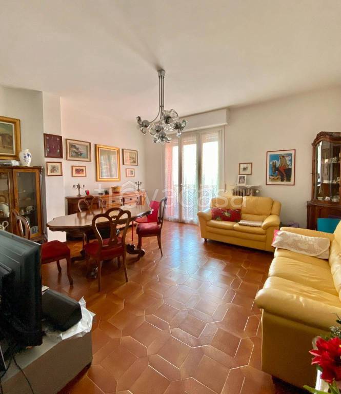 appartamento in vendita a Milano in zona Forze Armate