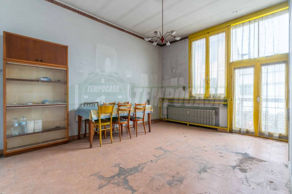 appartamento in vendita a Milano in zona Chiesa Rossa