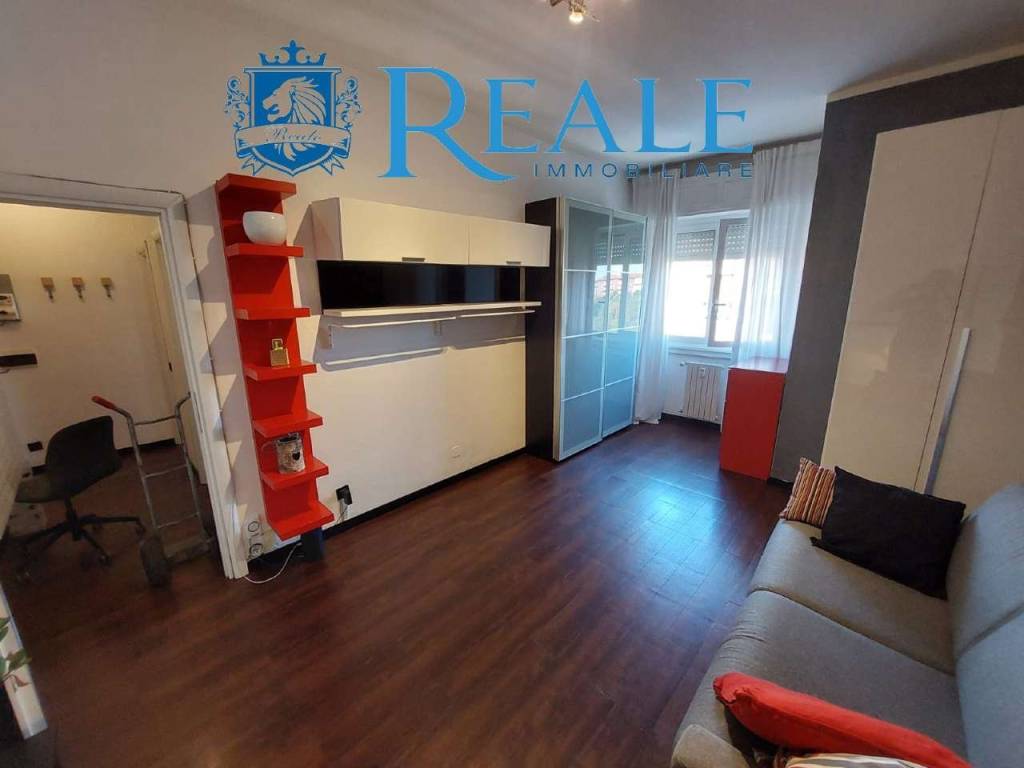 appartamento in vendita a Milano in zona Baggio