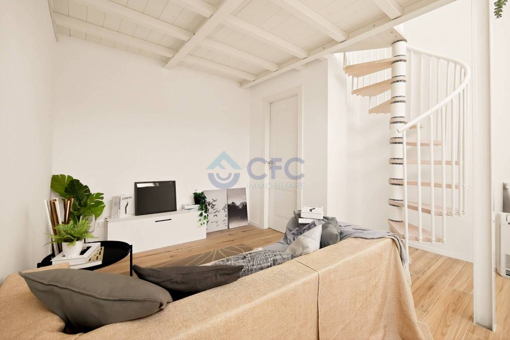 appartamento in vendita a Milano in zona Cadorna