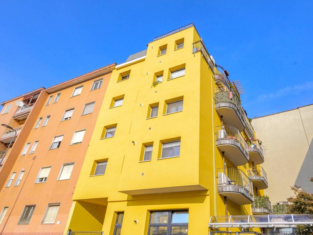 appartamento in vendita a Milano in zona Corvetto