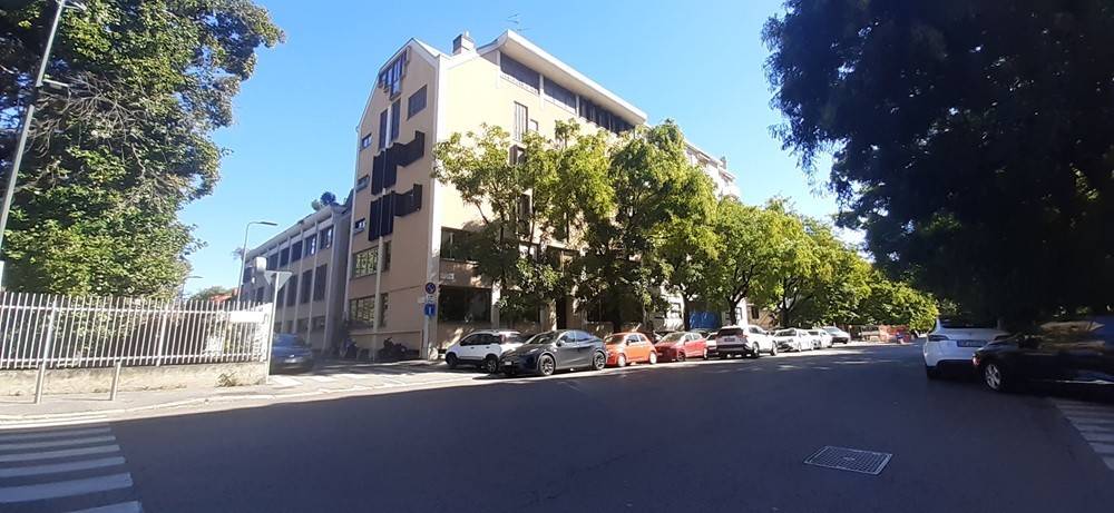 appartamento in vendita a Milano in zona Isola