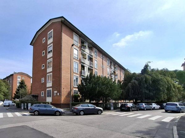 appartamento in vendita a Milano in zona Forlanini