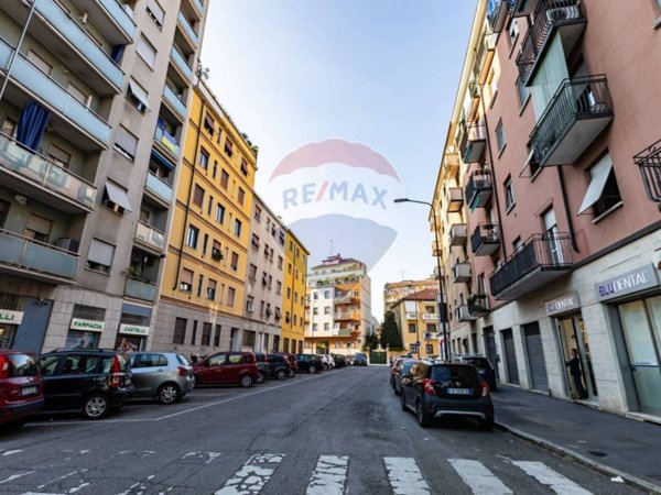 appartamento in vendita a Milano in zona Bovisa