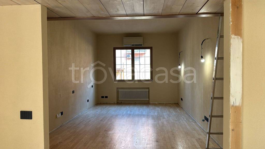 appartamento in vendita a Milano in zona Dergano