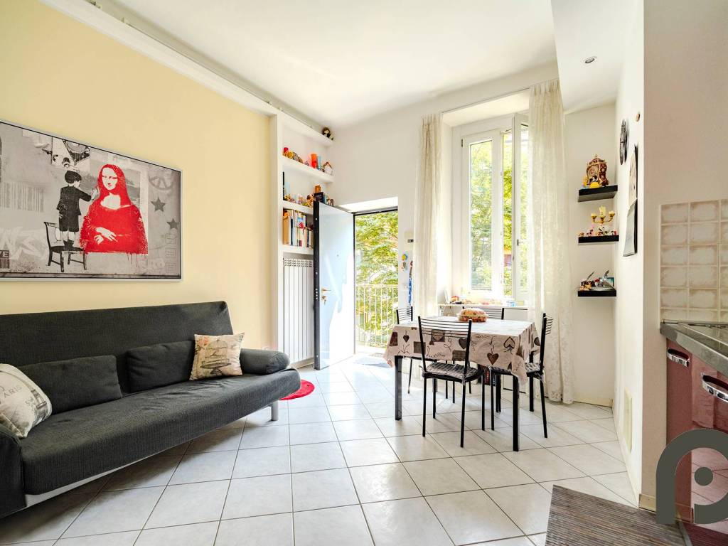 appartamento in vendita a Milano in zona Loreto