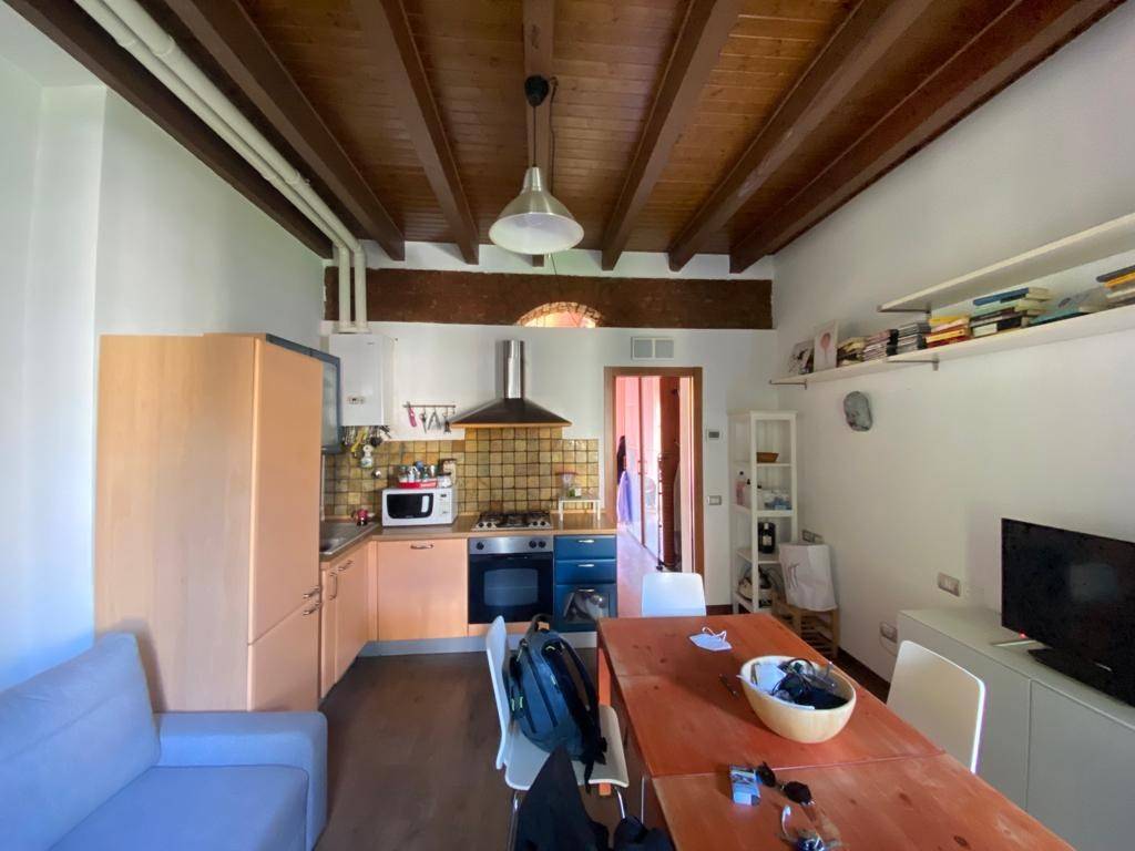 appartamento in vendita a Milano in zona Solari