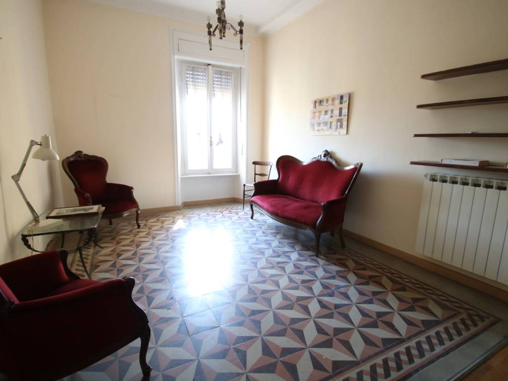 appartamento in vendita a Milano in zona XXII Marzo