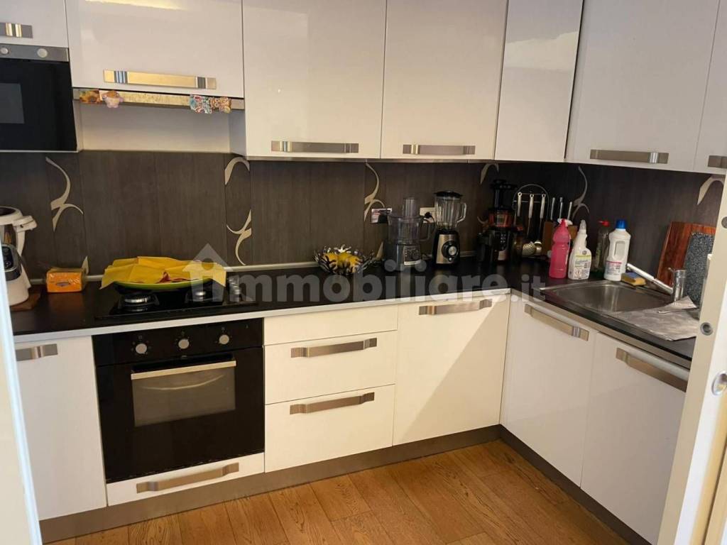 appartamento in vendita a Milano in zona Loreto