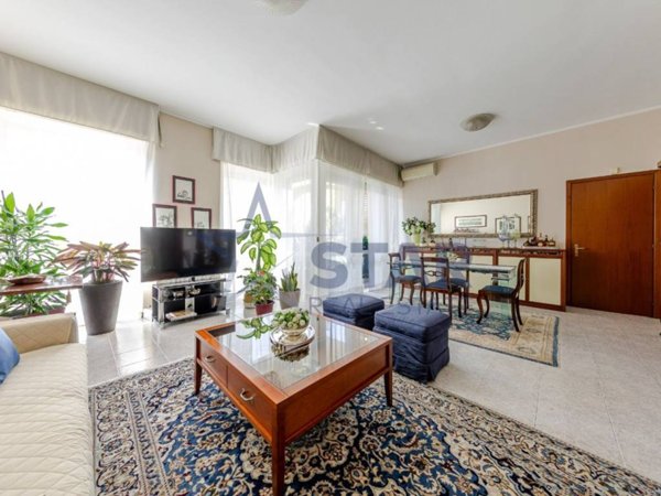 appartamento in vendita a Milano in zona Maggiolina