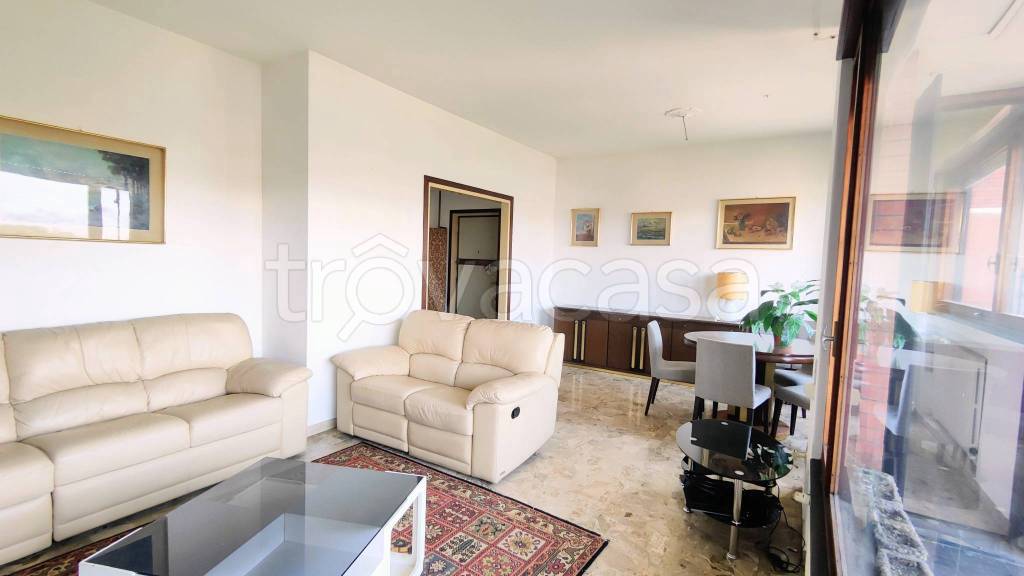 appartamento in vendita a Milano in zona QT8