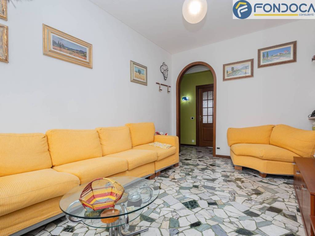 appartamento in vendita a Milano in zona Chiesa Rossa