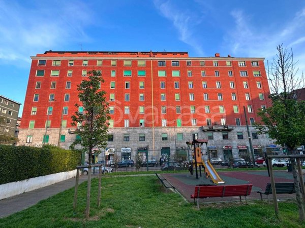 appartamento in vendita a Milano in zona Loreto