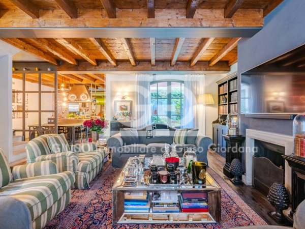 casa indipendente in vendita a Milano