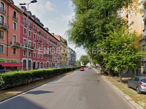 negozio in vendita a Milano