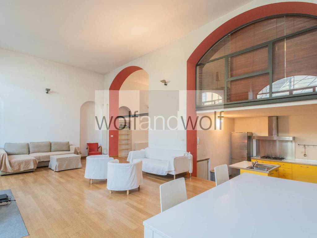 appartamento in vendita a Milano in zona Solari