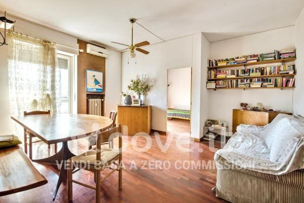 appartamento in vendita a Milano in zona Quarto Oggiaro